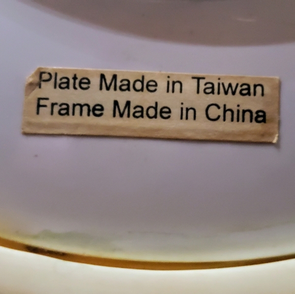 The Hamilton Collection Winter Solstice Premiere Issue Four Seasons of the Eagle - Picture 13 of 16